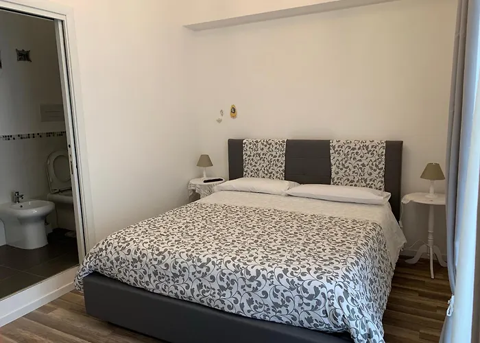 住宿加早餐酒店 Liola'